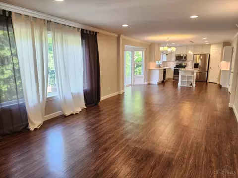 Living - 7235 Bridge Point Pass, Cincinnati, OH 45248 photo 1 of 6