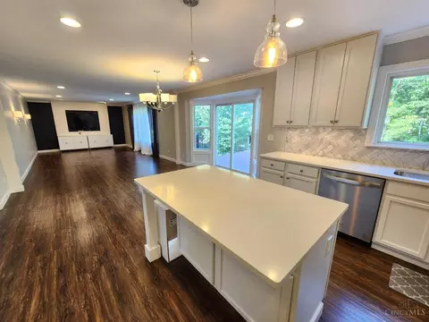 Kitchen - 7235 Bridge Point Pass, Cincinnati, OH 45248 photo 1 of 4