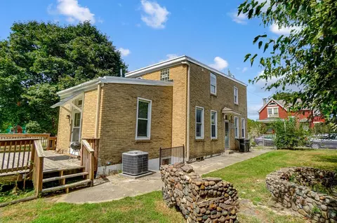 Exterior - 35 Kessler Pl, Cincinnati, OH 45217 photo 9 of 23