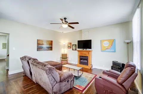 Living - 35 Kessler Pl, Cincinnati, OH 45217 photo 2 of 3