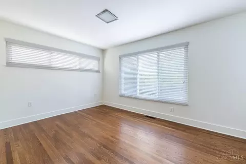 7364 Commonwealth Dr, Cincinnati, OH 45224 photo 17