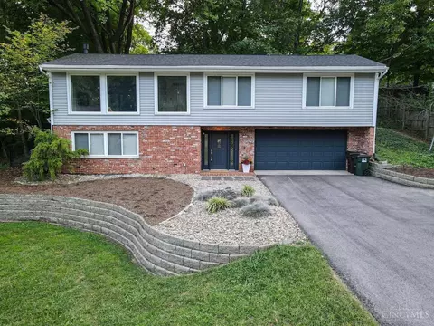 7364 Commonwealth Dr, Cincinnati, OH 45224