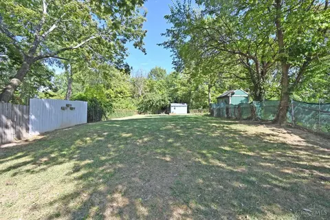 Exterior - 6936 Warder Dr, Cincinnati, OH 45224 photo 2 of 4