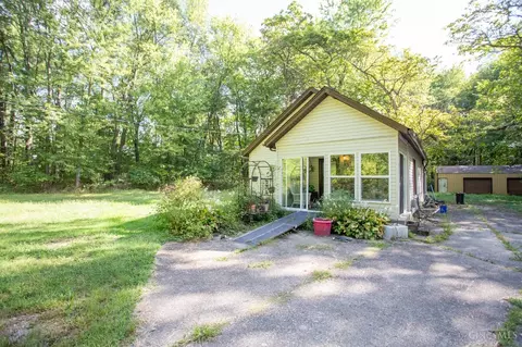 3502 Patterson Rd, Bethel, OH 45106