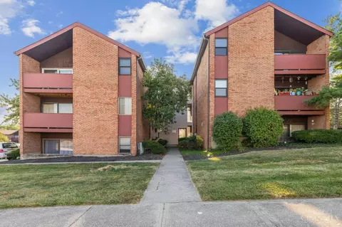 4901 Chalet Dr #10, Saint Bernard, OH 45217