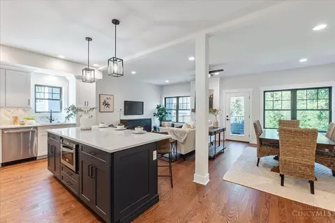 Kitchen - 3925 Paxton Ave, Cincinnati, OH 45209 photo 3 of 3