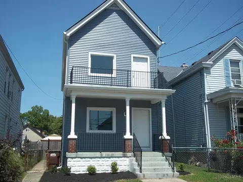 4 Walnut St, Elmwood Place, OH 45216