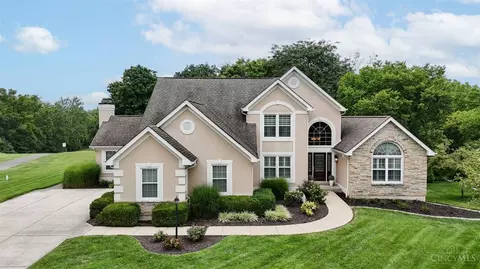 7981 Woodglen Dr, West Chester, OH 45069