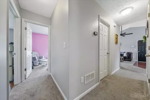 Entry Way - 94 Flintstone Dr, Harrison, OH 45030 photo 2 of 2