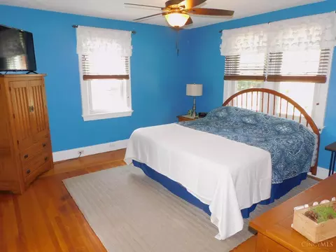 Bedroom - 1122 Omena Pl, Cincinnati, OH 45238 photo 1 of 10
