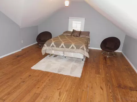 Bedroom - 1122 Omena Pl, Cincinnati, OH 45238 photo 7 of 10