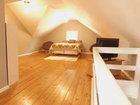 Bedroom - 1122 Omena Pl, Cincinnati, OH 45238 photo 6 of 10