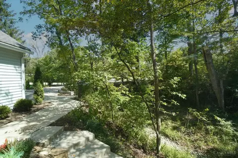 10275 Pendery Dr, Montgomery, OH 45242 photo 28