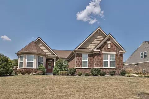 1379 Golf Club Dr, Lebanon, OH 45036