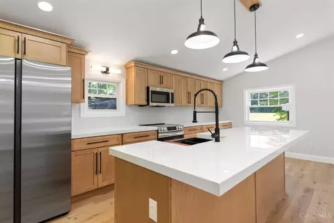 Kitchen - 7356 Staten Rd, Sardinia, OH 45171 photo 2 of 4