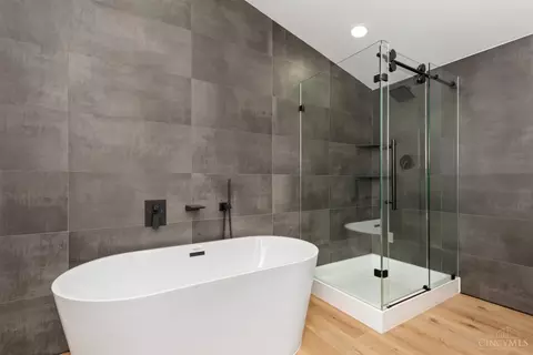 Bath - 7356 Staten Rd, Sardinia, OH 45171 photo 1 of 3