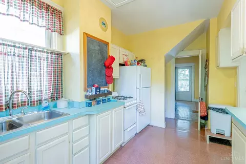 3511 Wabash Ave, Cincinnati, OH 45207 photo 8