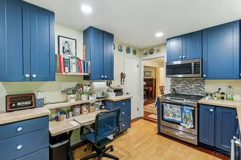 Kitchen - 2619 Beechmar Dr, Cincinnati, OH 45230 photo 2 of 4
