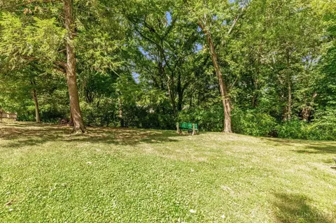 Exterior - 2619 Beechmar Dr, Cincinnati, OH 45230 photo 7 of 9