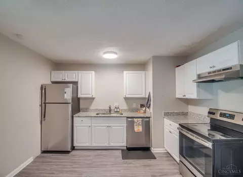 Kitchen - 1318 Meredith Dr, Cincinnati, OH 45231 photo 1 of 1