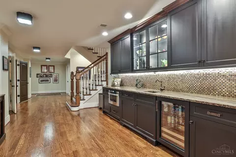 Entry Way - 7740 Given Rd, Cincinnati, OH 45243 photo 8 of 9