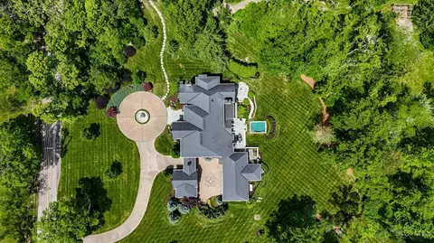 View/Area - 7740 Given Rd, Cincinnati, OH 45243 photo 2 of 4