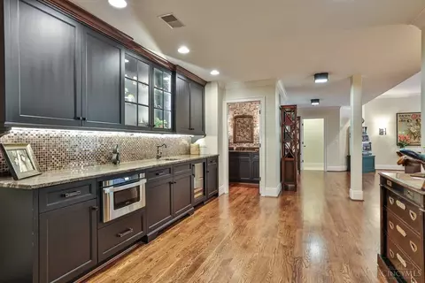 Kitchen - 7740 Given Rd, Cincinnati, OH 45243 photo 8 of 8