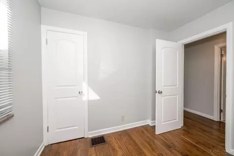 214 Ridgeway Rd, Cincinnati, OH 45216 photo 15