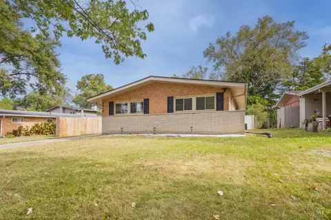 8816 Fontainebleau Ter, Cincinnati, OH 45231