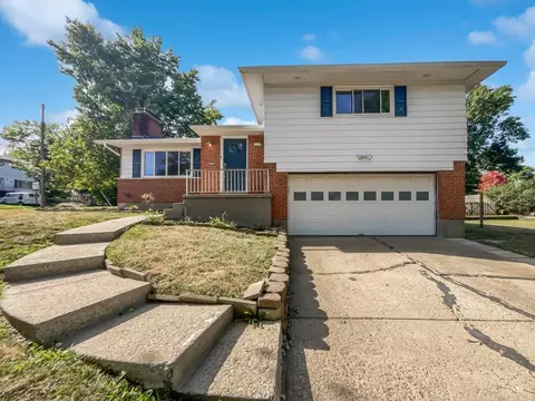 877 Rosetree Ln, Anderson Twp, OH 45230
