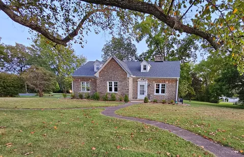 231 Plane St, Bethel, OH 45106