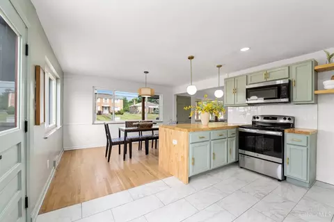 Kitchen - 4148 School Section Rd, Cincinnati, OH 45211 photo 3 of 4
