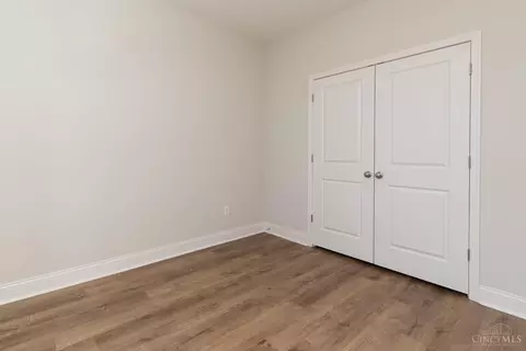 Bedroom - 2483 Bartram Ln, Harrison, OH 45030 photo 6 of 8