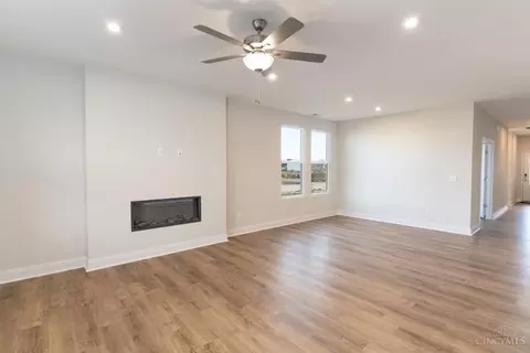 Living - 2483 Bartram Ln, Harrison, OH 45030 photo 6 of 7