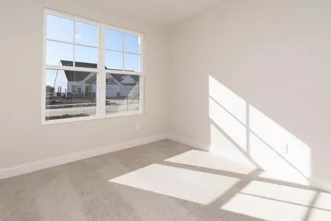 Bedroom - 2483 Bartram Ln, Harrison, OH 45030 photo 3 of 8