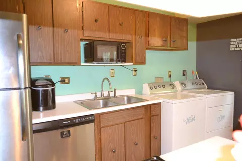 724 Winding Way, Cincinnati, OH 45245 photo 11