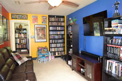 724 Winding Way, Cincinnati, OH 45245 photo 30