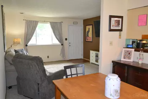724 Winding Way, Cincinnati, OH 45245 photo 6