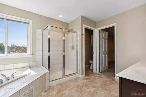 Bath - 4493 Devon Ct, Mason, OH 45040 photo 1 of 3