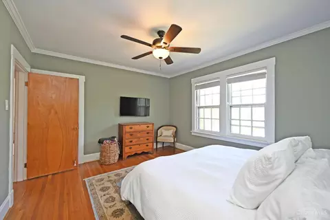 Bedroom - 1280 Paddock Hills Ave, Cincinnati, OH 45229 photo 2 of 3