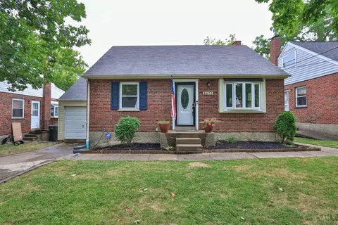 8670 Monsanto Dr, Cincinnati, OH 45231