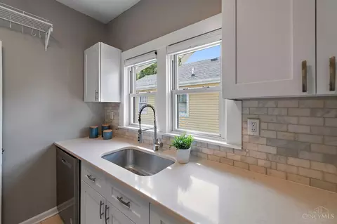 6839 Windward St, Cincinnati, OH 45227 photo 11