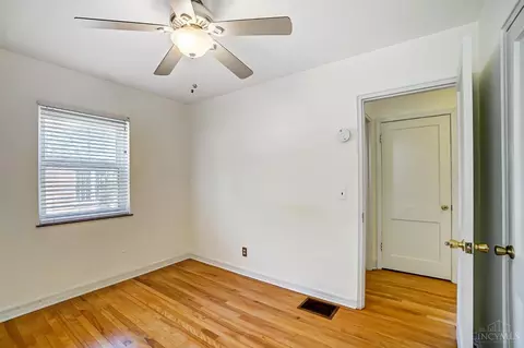 8463 Wicklow Ave, Cincinnati, OH 45236 photo 14