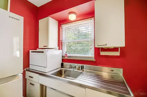 8463 Wicklow Ave, Cincinnati, OH 45236 photo 11