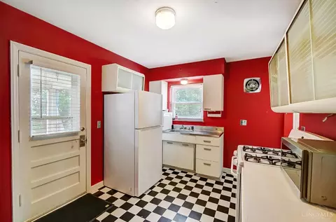 8463 Wicklow Ave, Cincinnati, OH 45236 photo 8