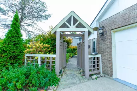 Exterior - 10619 Stargate Ln, Cincinnati, OH 45240 photo 1 of 8