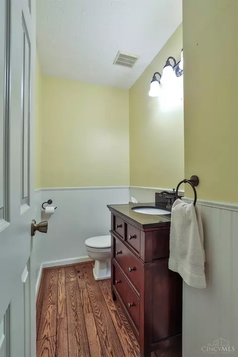 2128 Galloway Ct, Cincinnati, OH 45240 photo 34