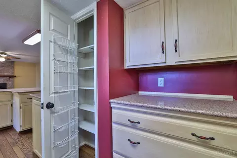 2128 Galloway Ct, Cincinnati, OH 45240 photo 21