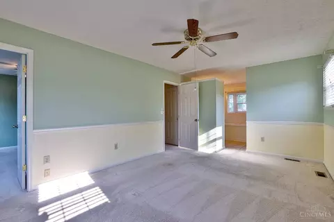 2128 Galloway Ct, Cincinnati, OH 45240 photo 23