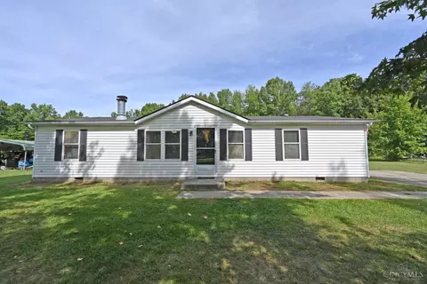 1833 Woodland Dr, Fayetteville, OH 45118